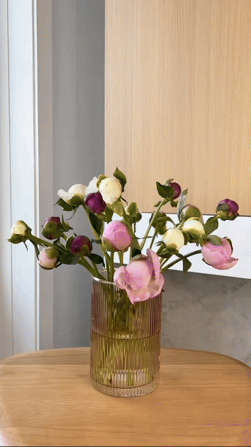 vday-growers-choice-peonies-timelapse.gif
